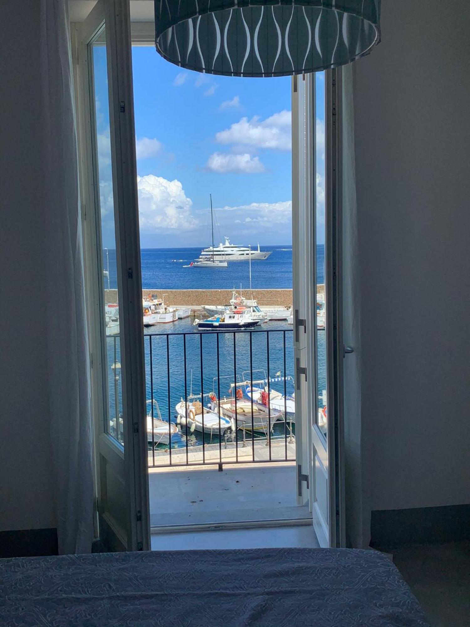Appartamenti Marina Corta 利帕里 外观 照片